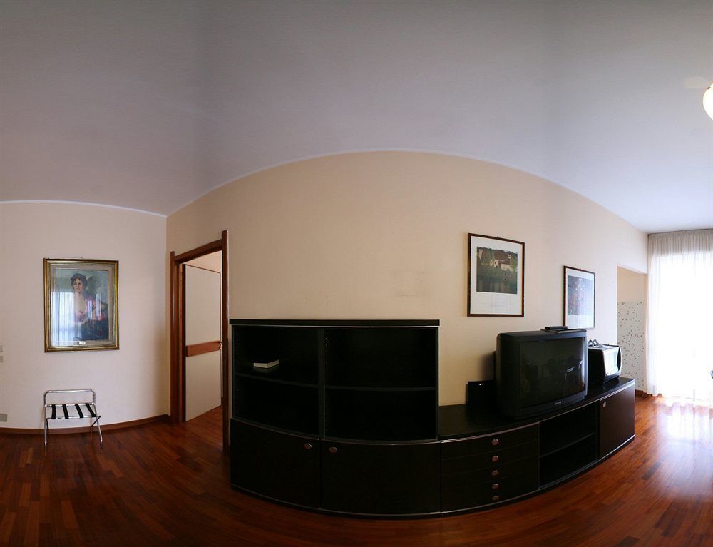 Residence Hotel Torino Uno Exterior foto